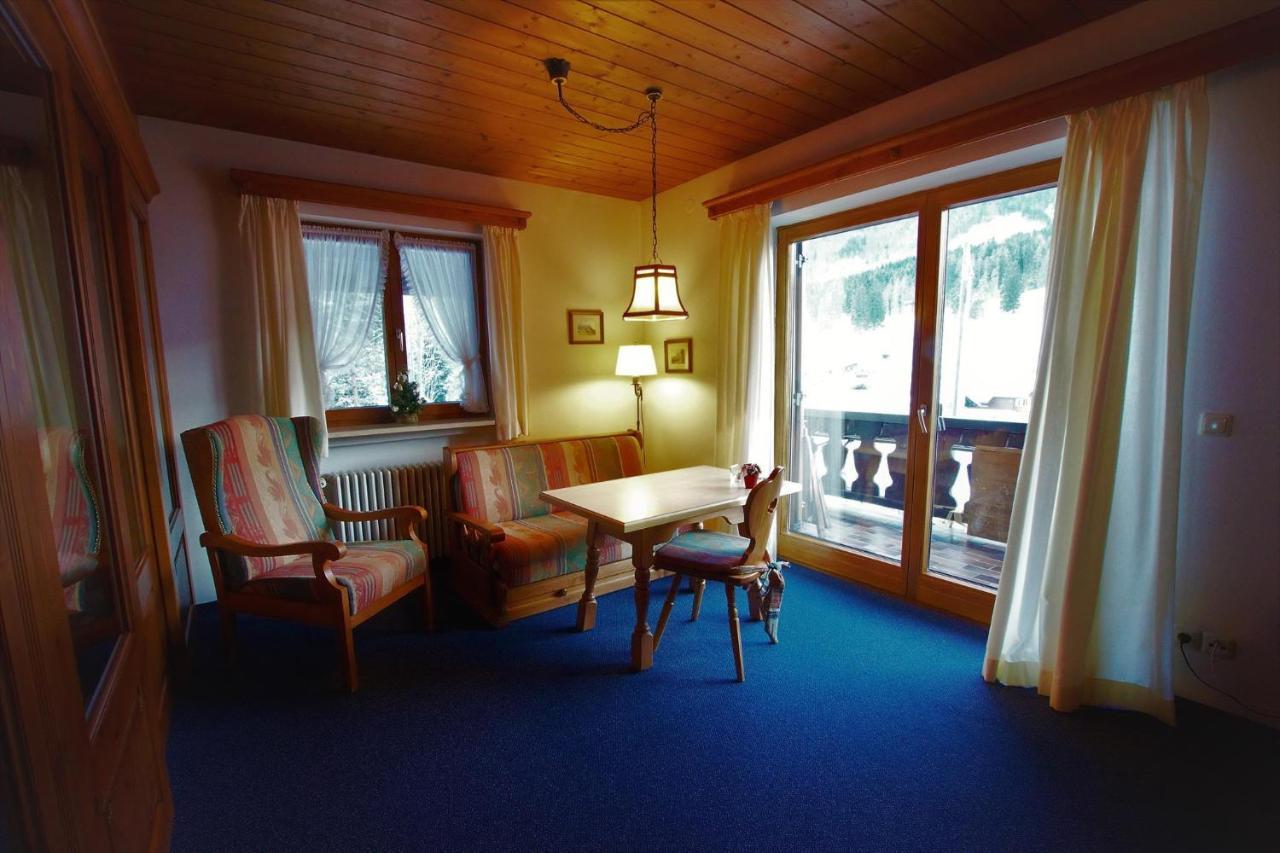 Ferienhaus Waldwinkl Hotel Grainau Kamer foto