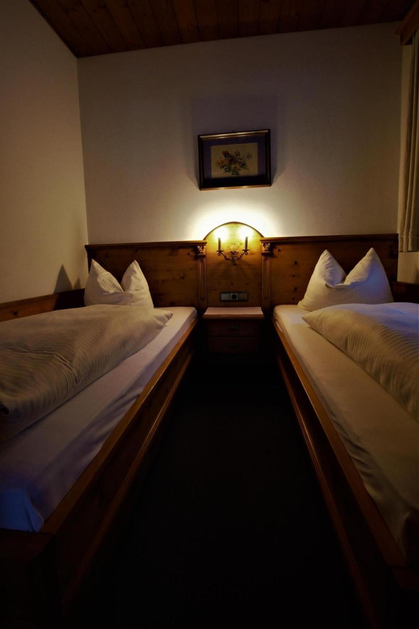 Ferienhaus Waldwinkl Hotel Grainau Kamer foto