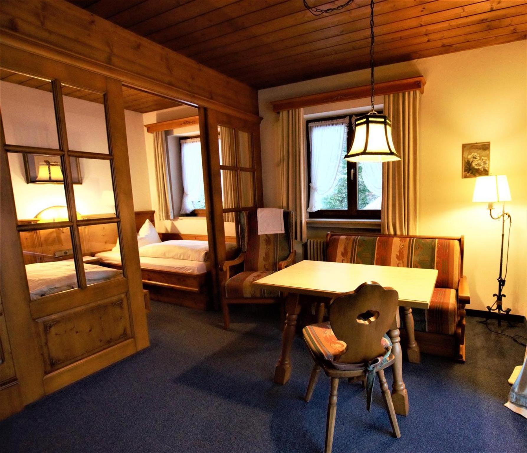 Ferienhaus Waldwinkl Hotel Grainau Kamer foto